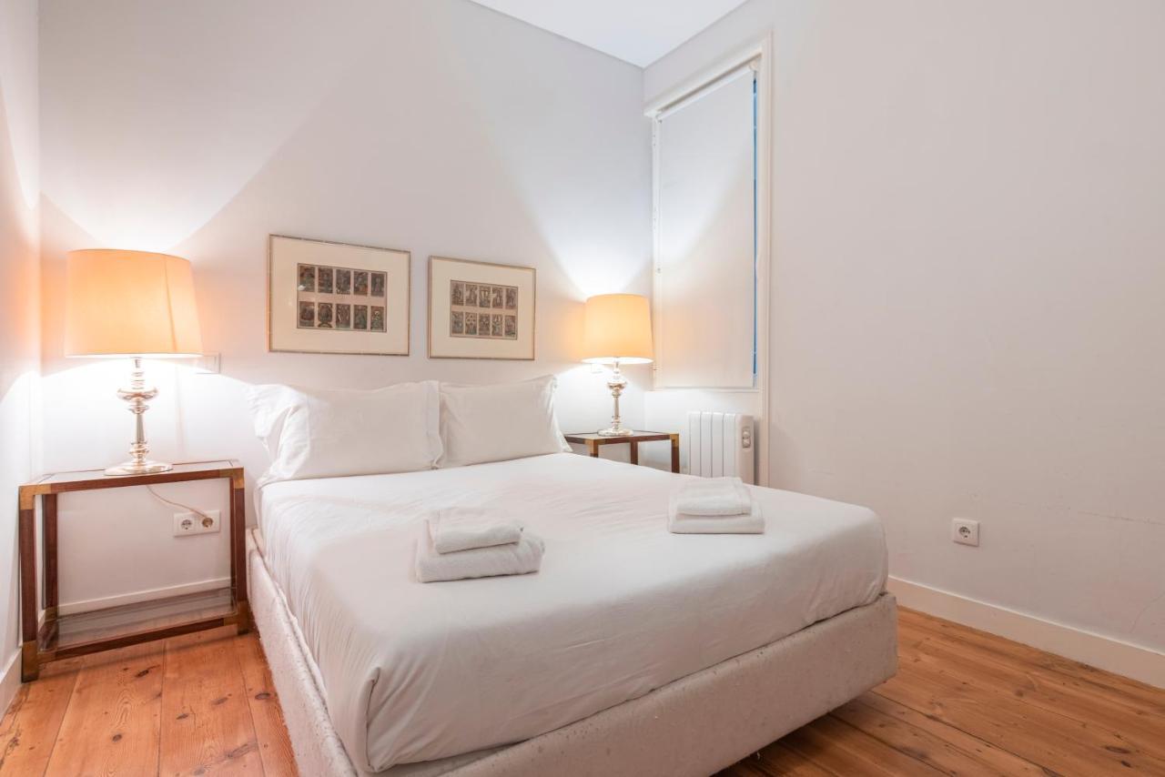 Castelo Design Aparment W/ Balcony & Super View By Lovelystay Lisbon Luaran gambar