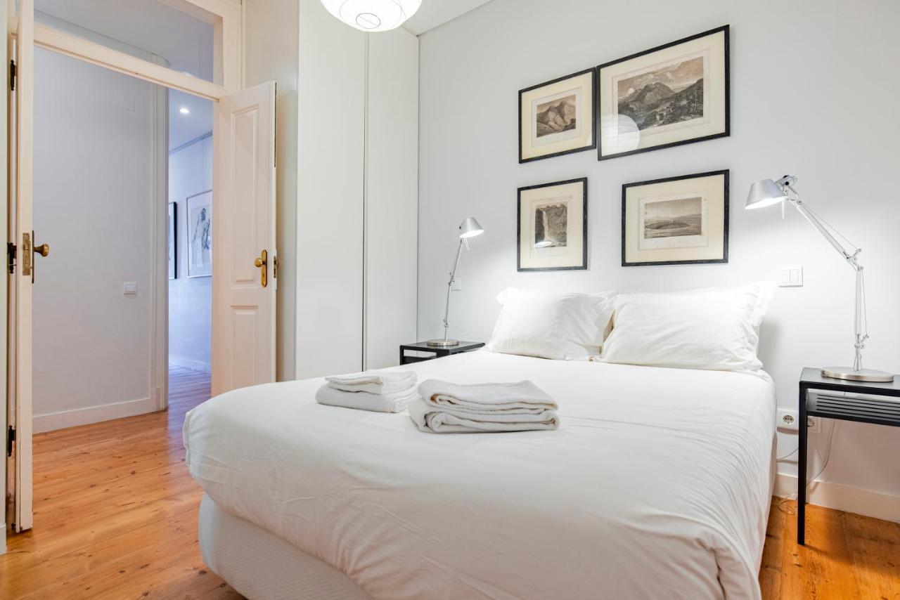 Castelo Design Aparment W/ Balcony & Super View By Lovelystay Lisbon Luaran gambar