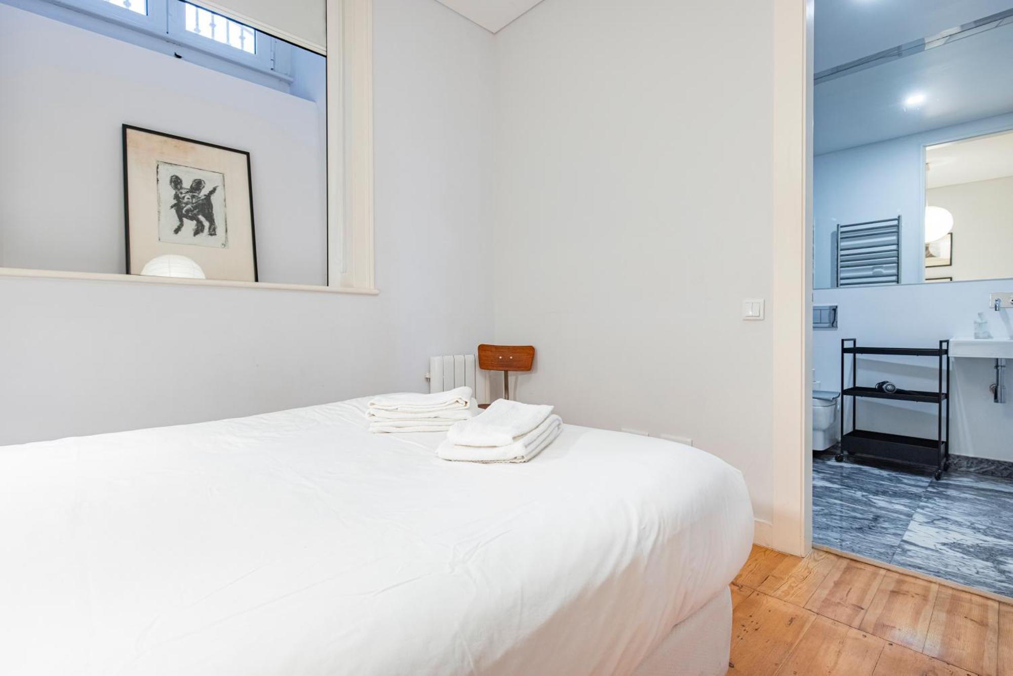 Castelo Design Aparment W/ Balcony & Super View By Lovelystay Lisbon Luaran gambar