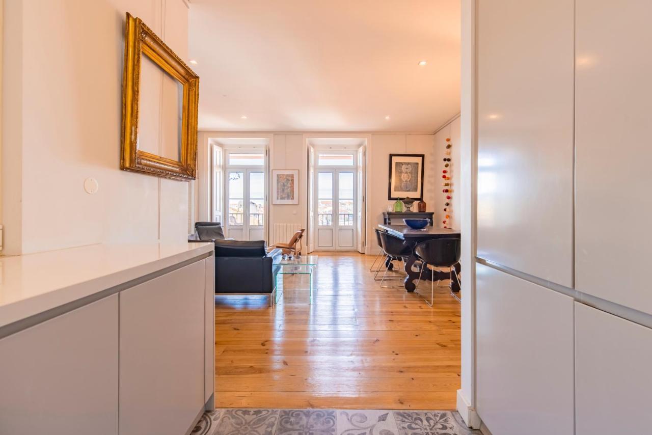 Castelo Design Aparment W/ Balcony & Super View By Lovelystay Lisbon Luaran gambar