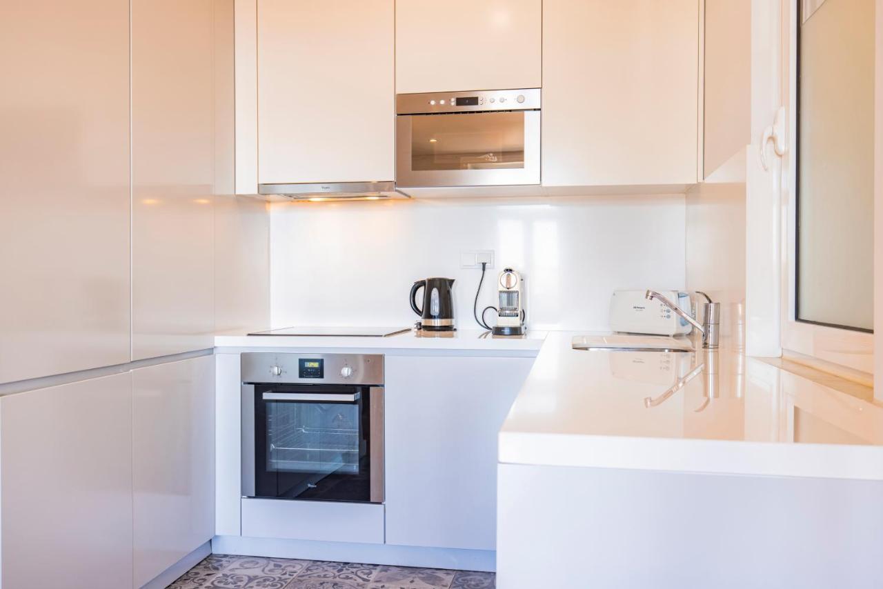 Castelo Design Aparment W/ Balcony & Super View By Lovelystay Lisbon Luaran gambar